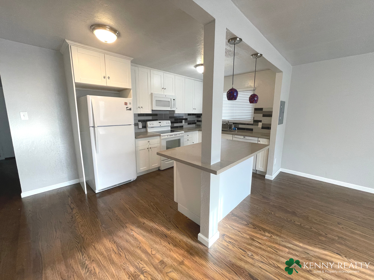 316 Chapman Ave - Photo 7 of 18