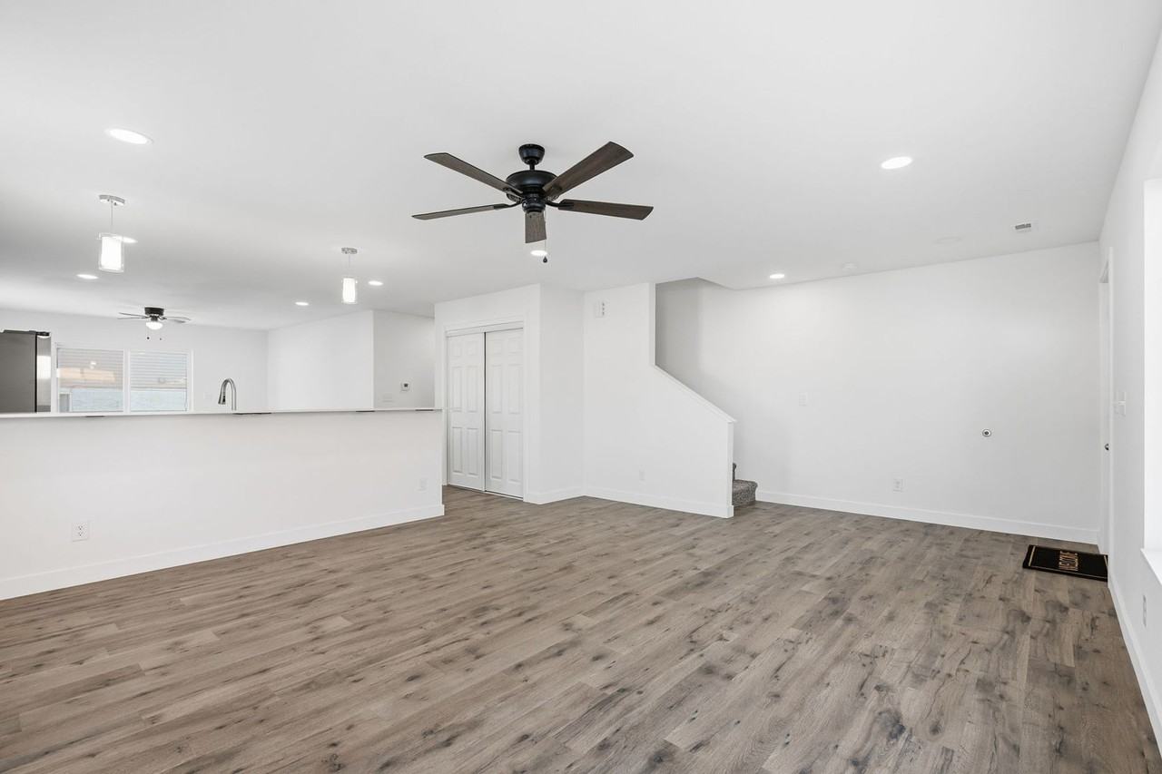 225 Clymer Rd - Photo 2 of 20