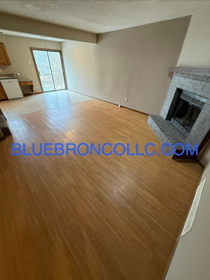 118 Sw Oxford Pl - Photo 4 of 13