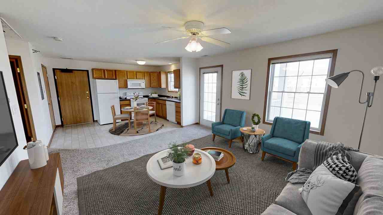 1324 Mayfield - Photo 2 of 17