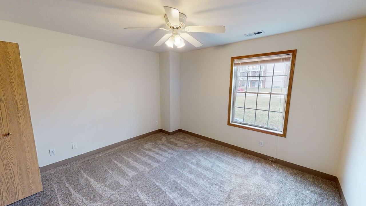 1426 Mayfield - Photo 7 of 10