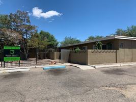 featured image of 240 Charleston St Ne