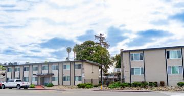 featured image of KENTWOOD APTS.