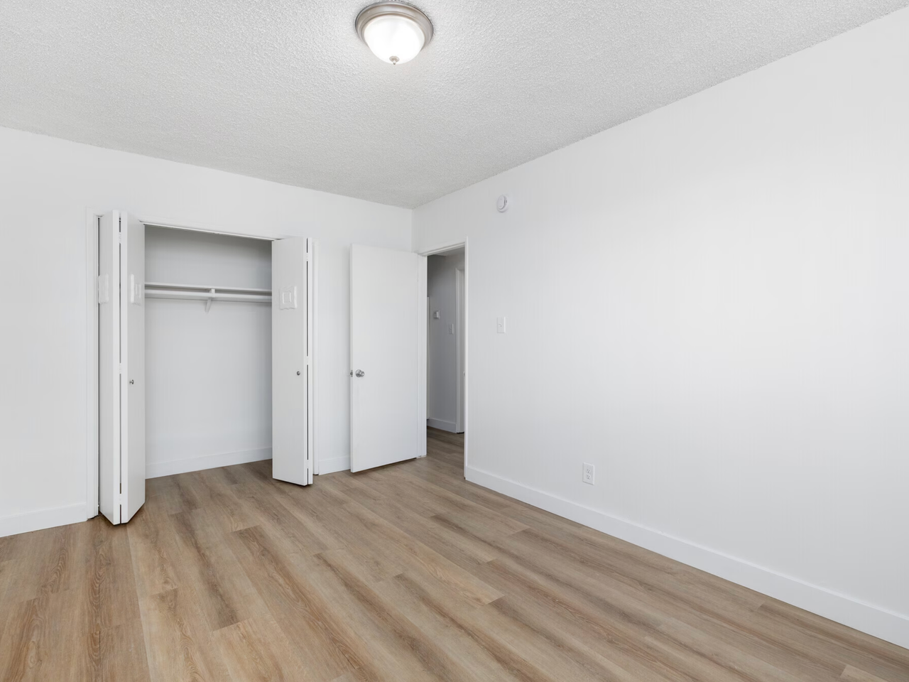 1751 Loma Ave. - Photo 6 of 7