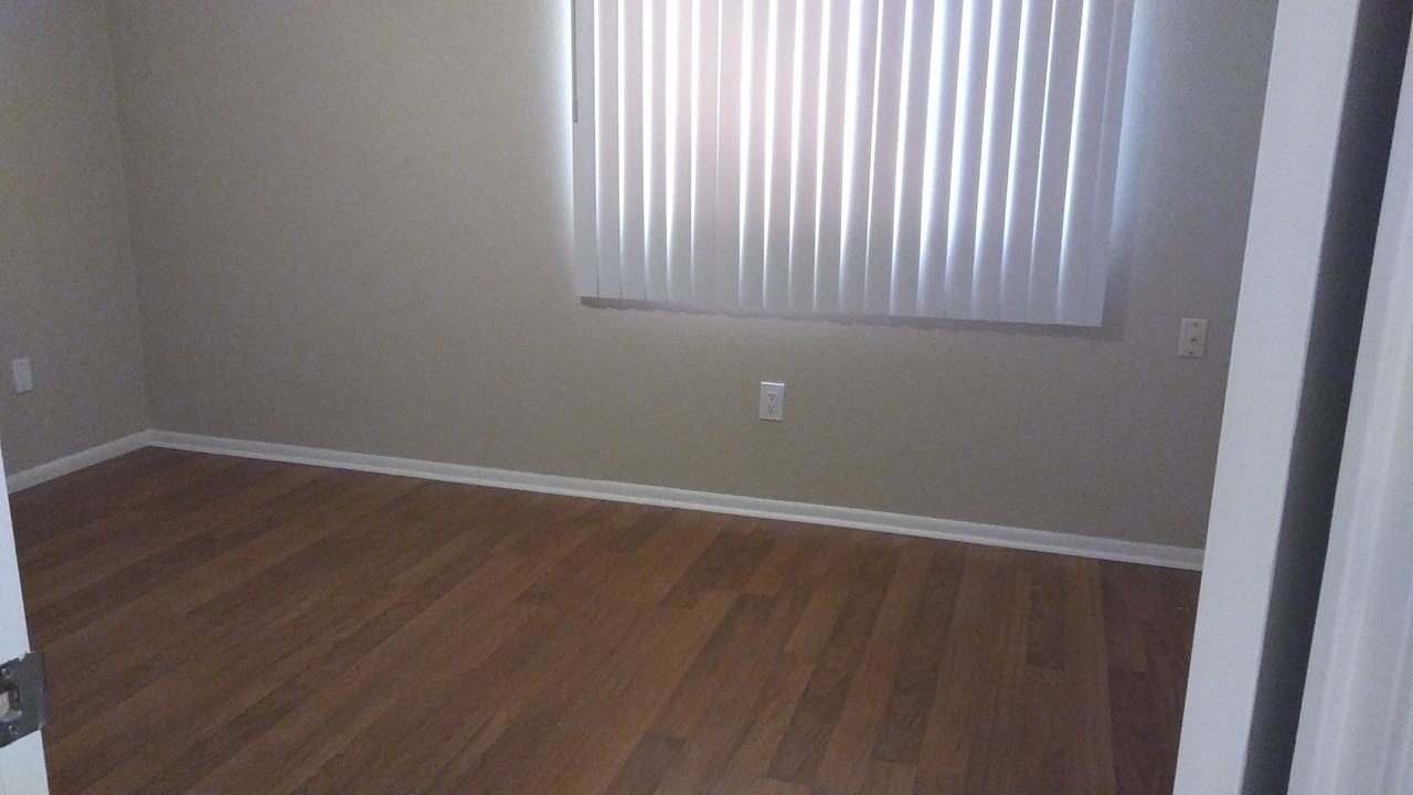 10828 N Biltmore Dr - Photo 7 of 10