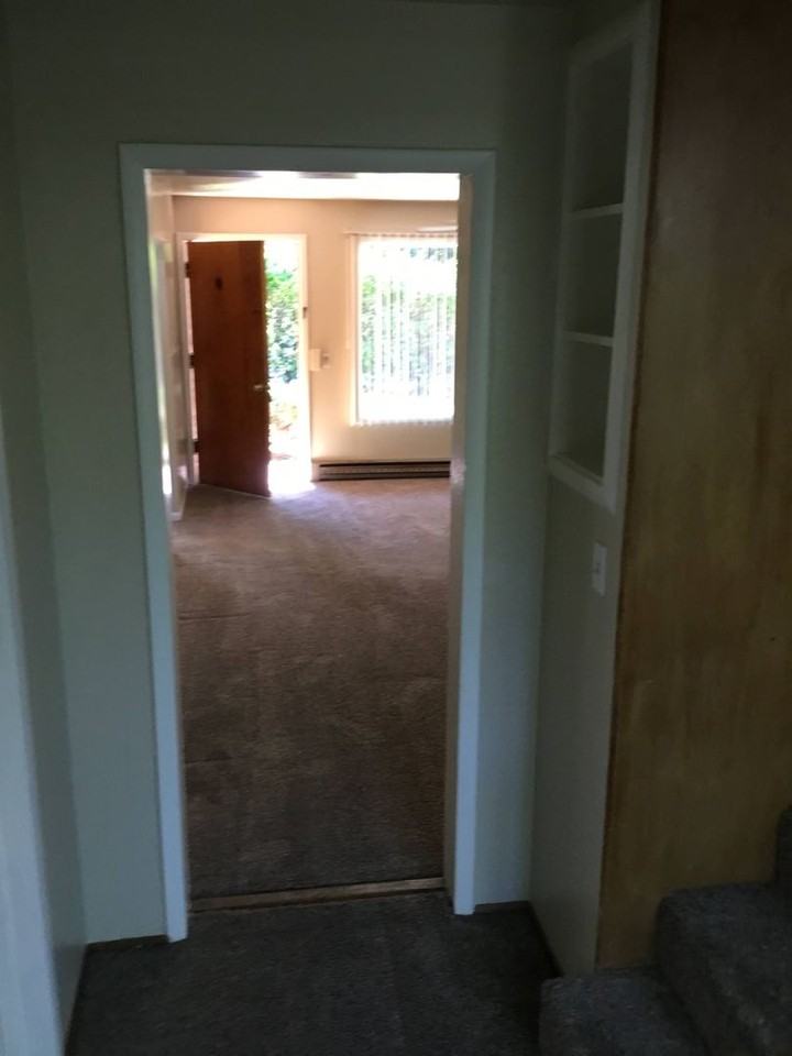 3489 Willamette St - Photo 5 of 32