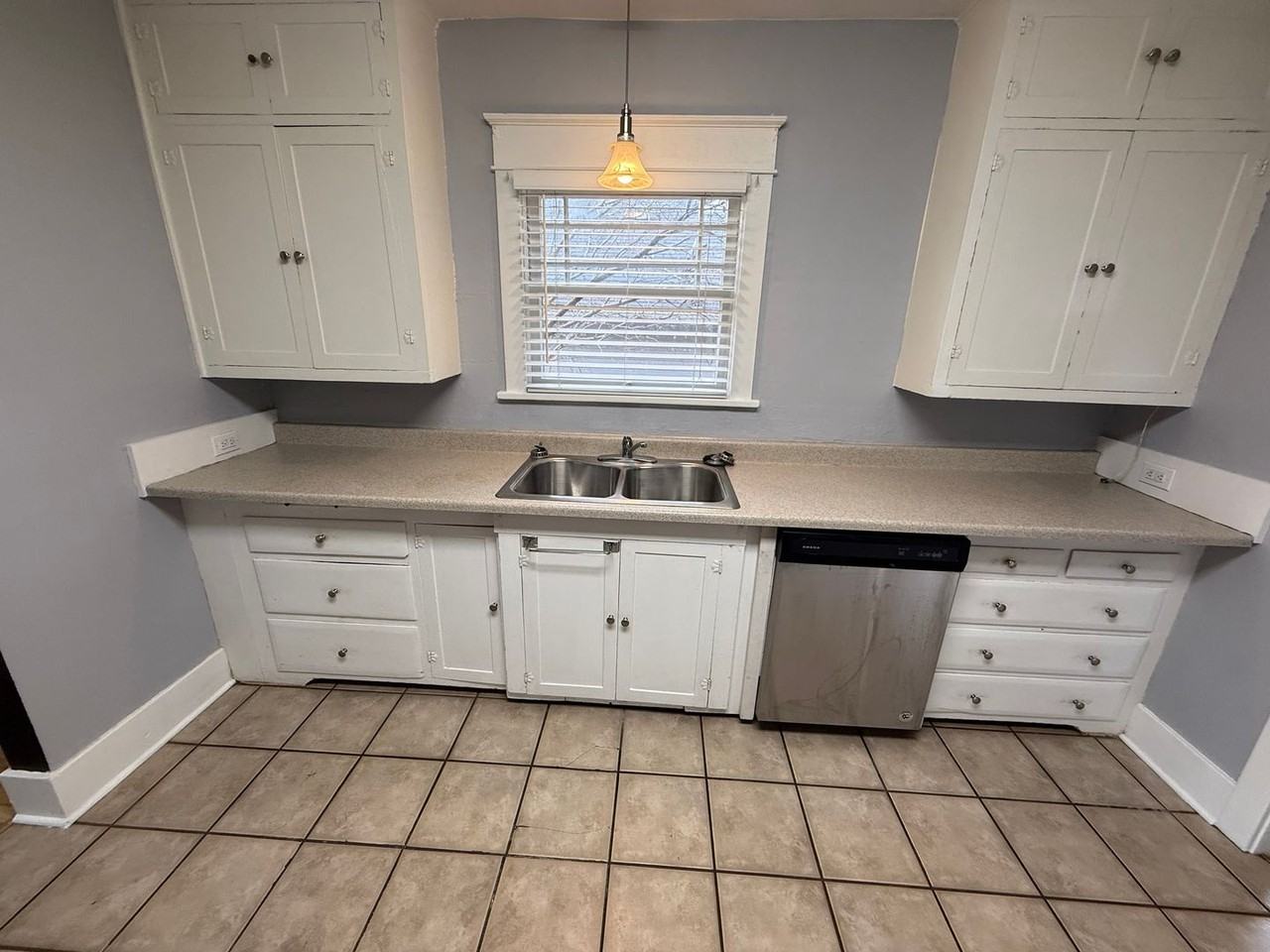 1928 Esplanade Ave - Photo 3 of 39