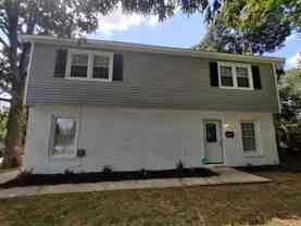 334 N Hoskins Rd - Photo 1 of 1