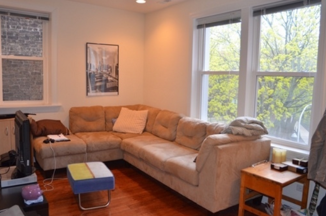 4751 N Virginia Ave #2 - Photo 2 of 8