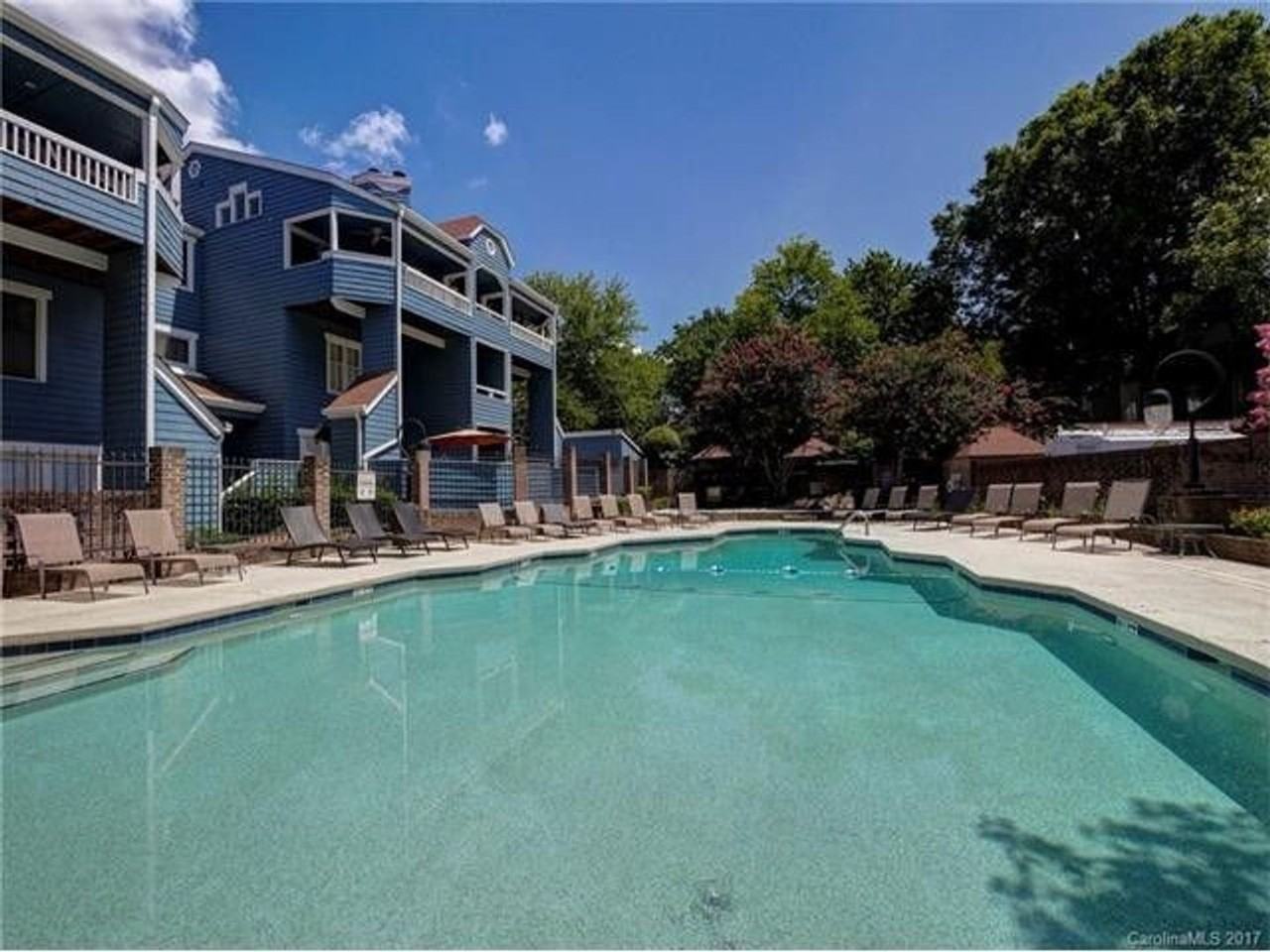 425 W 8th St #94 - Photo 2 of 15