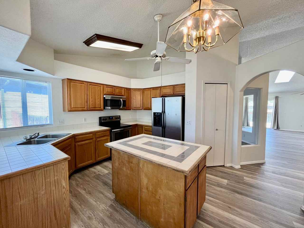 4110 Solarface Ct - Photo 3 of 25