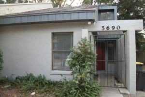 featured image of 5690 Colony Pine Cir N