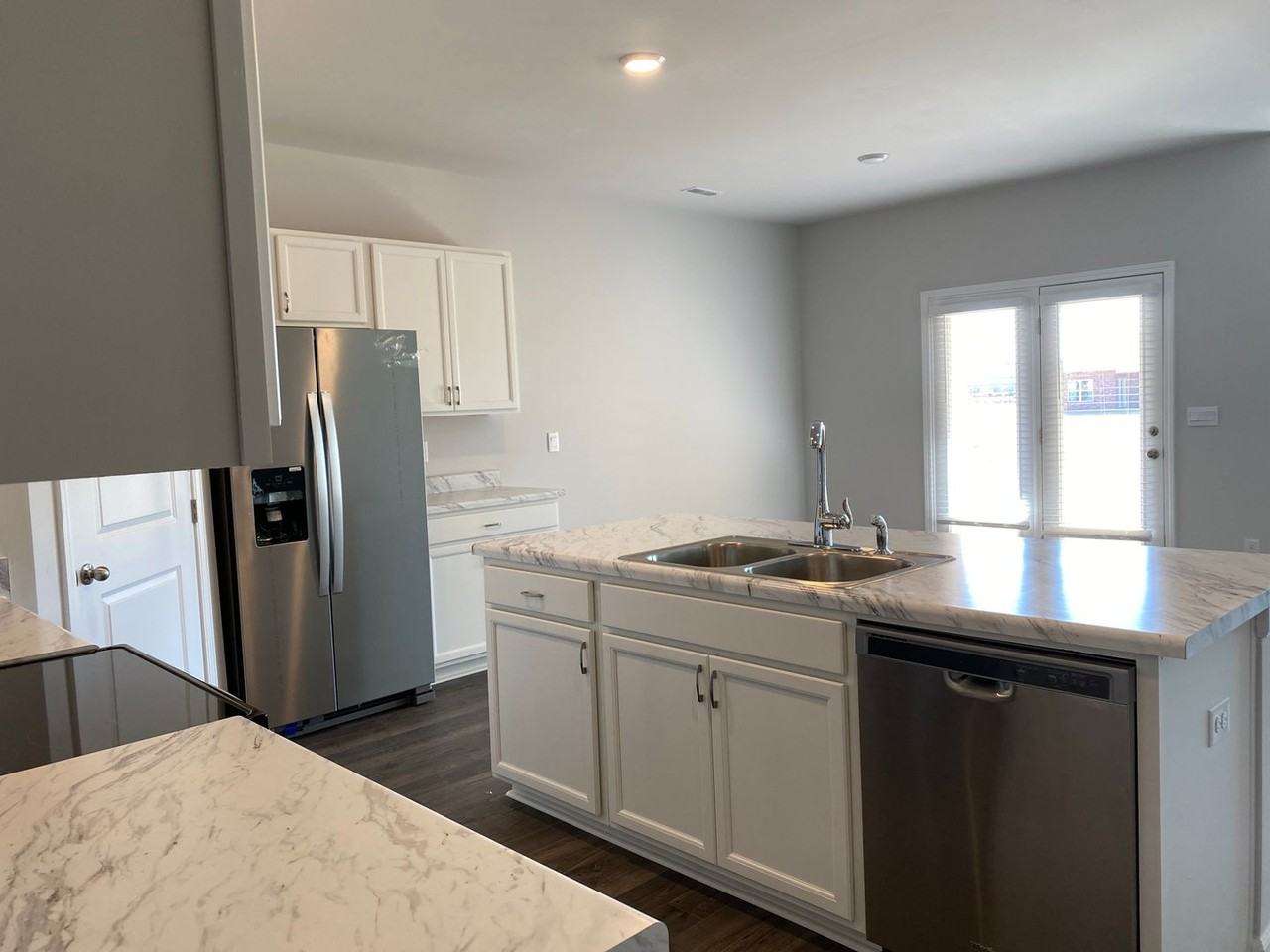 124 Red Fox Way - Photo 3 of 16