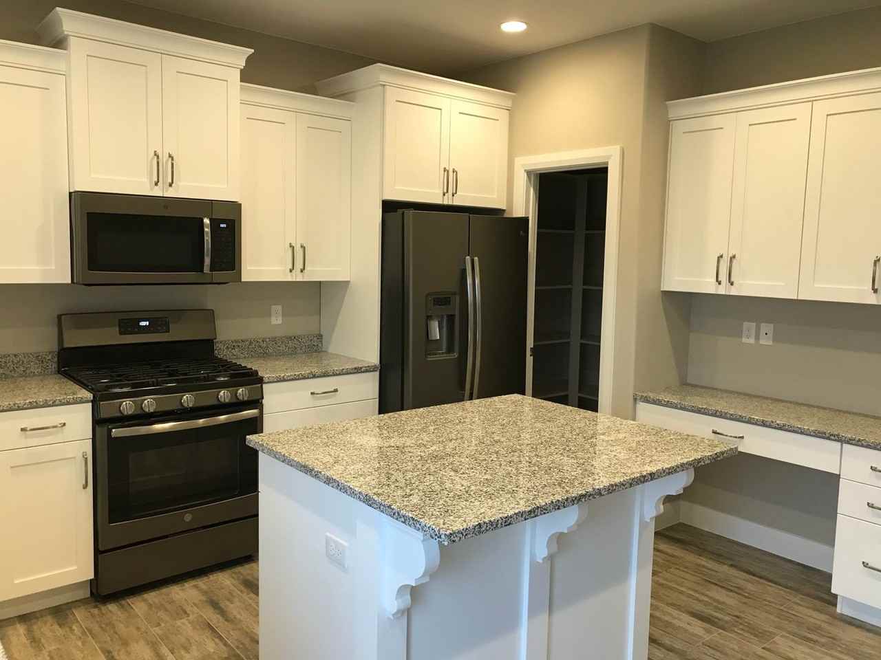 1001 W Curly Hollow Dr #76 - Photo 4 of 17