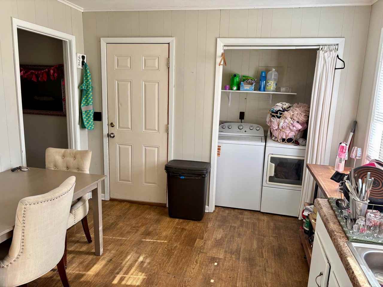 506 Spring St - Photo 2 of 9