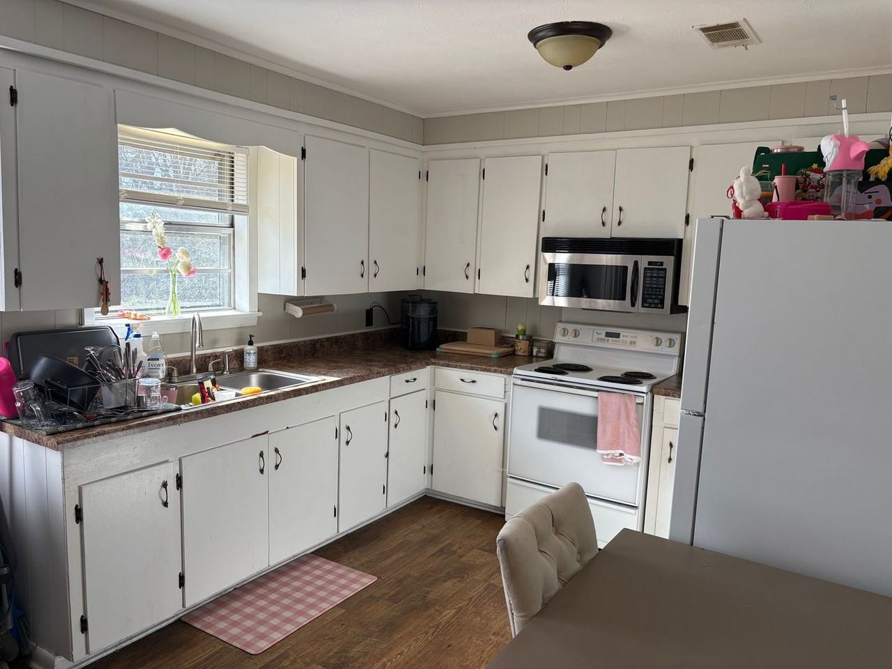 506 Spring St - Photo 3 of 9