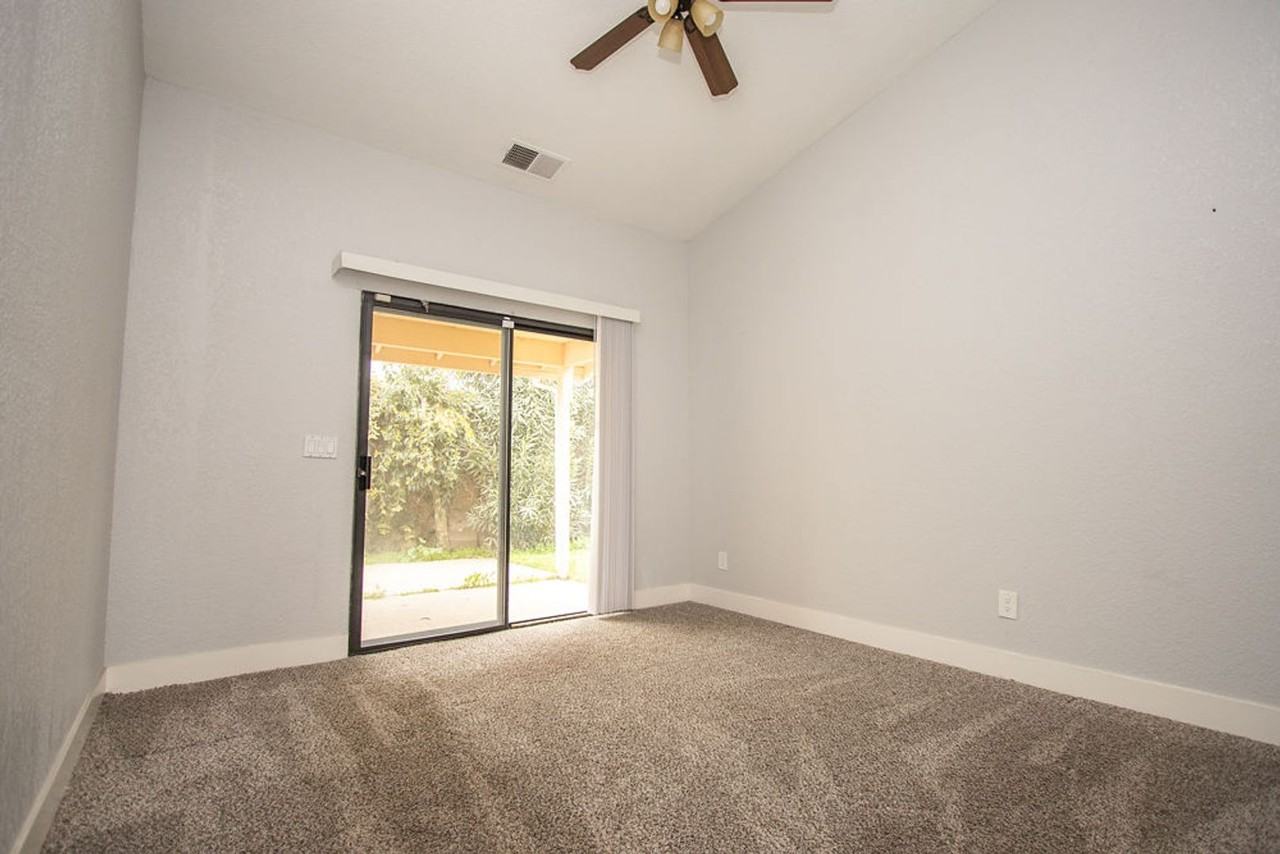 1645 Electric Ct - Photo 3 of 22