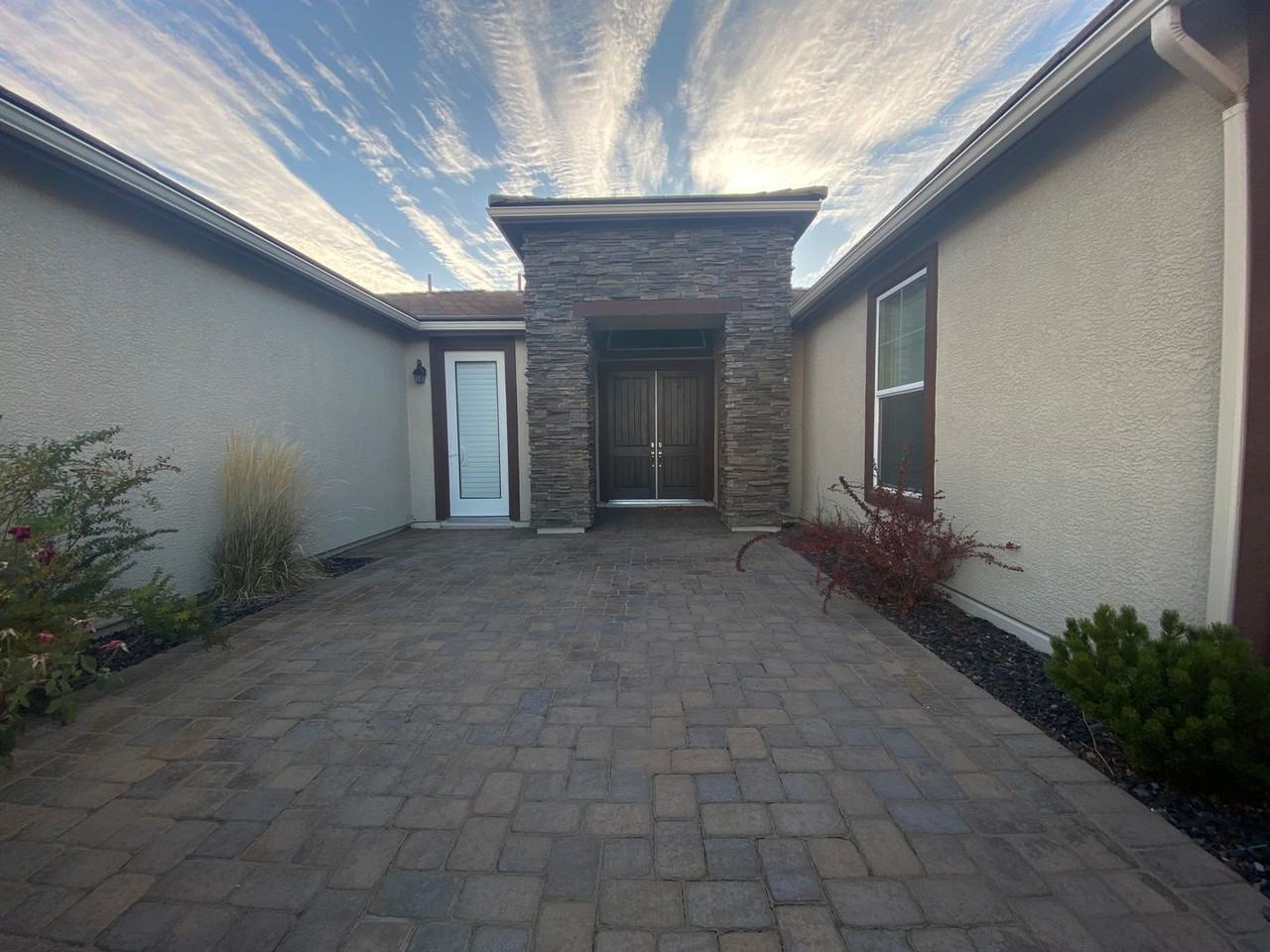 8370 Split Rock Trl - Photo 4 of 19