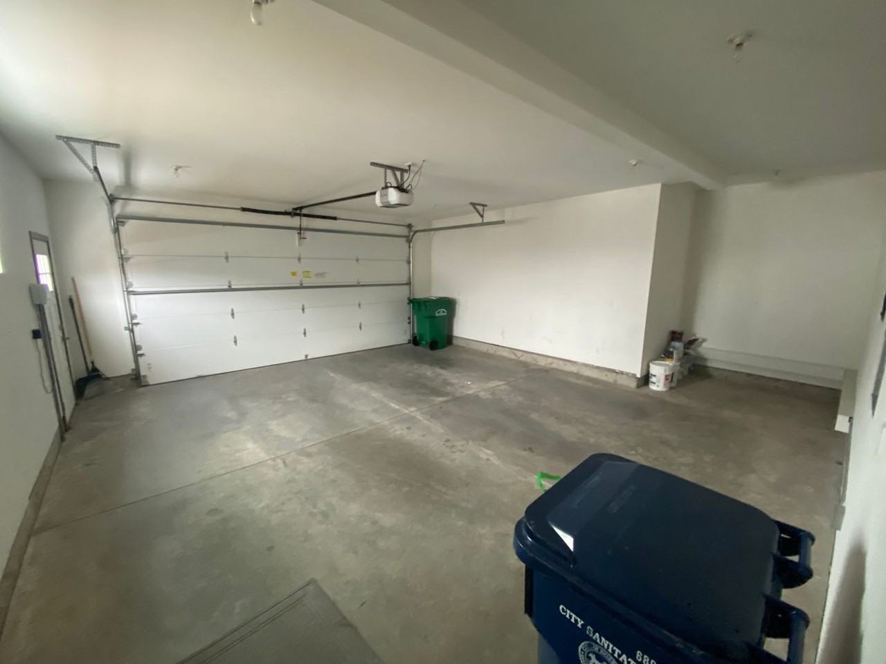 1078 Oak Park Dr - Photo 2 of 21