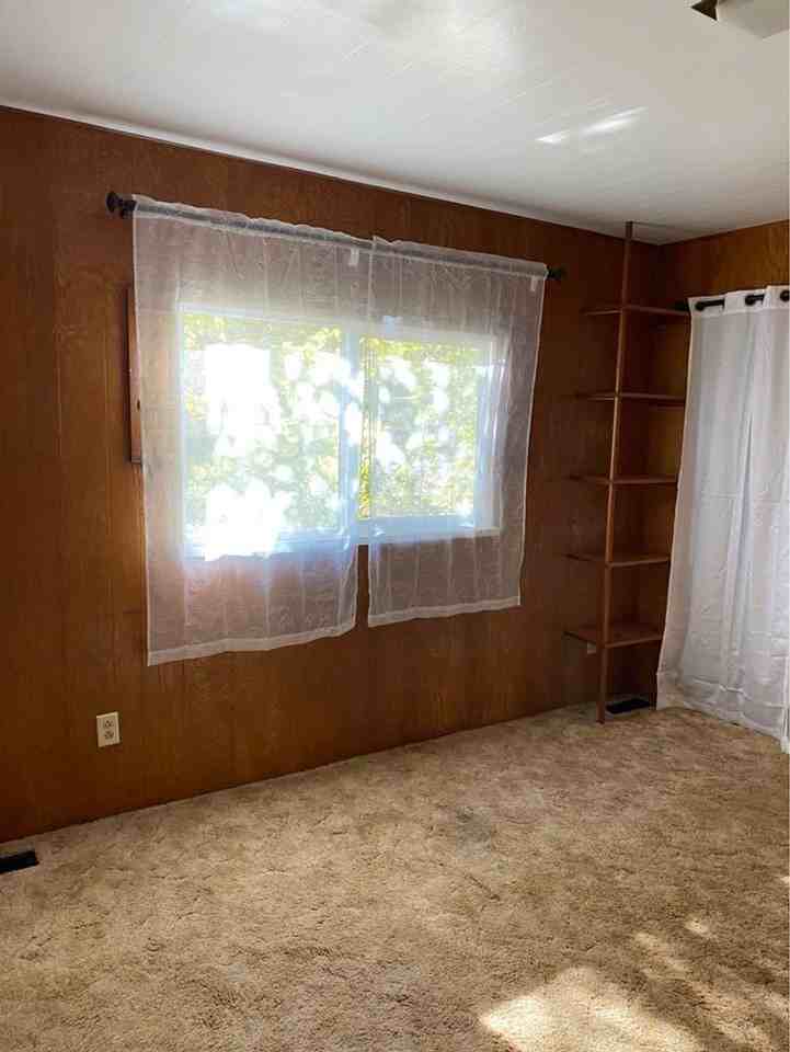 Pegleg Rd - Photo 4 of 11