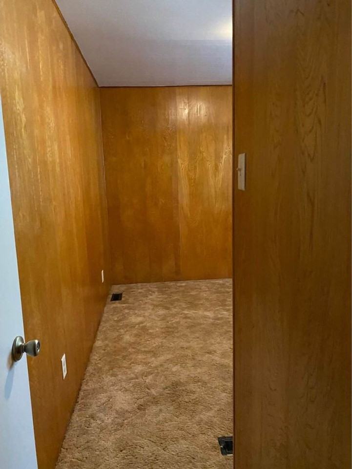 Pegleg Rd - Photo 6 of 11