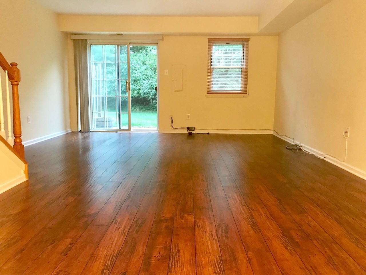 21 Ramsgate Ct - Photo 3 of 32