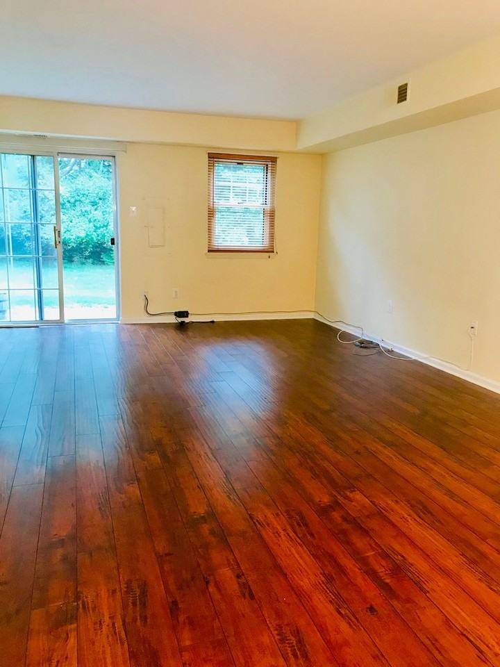 21 Ramsgate Ct - Photo 4 of 32