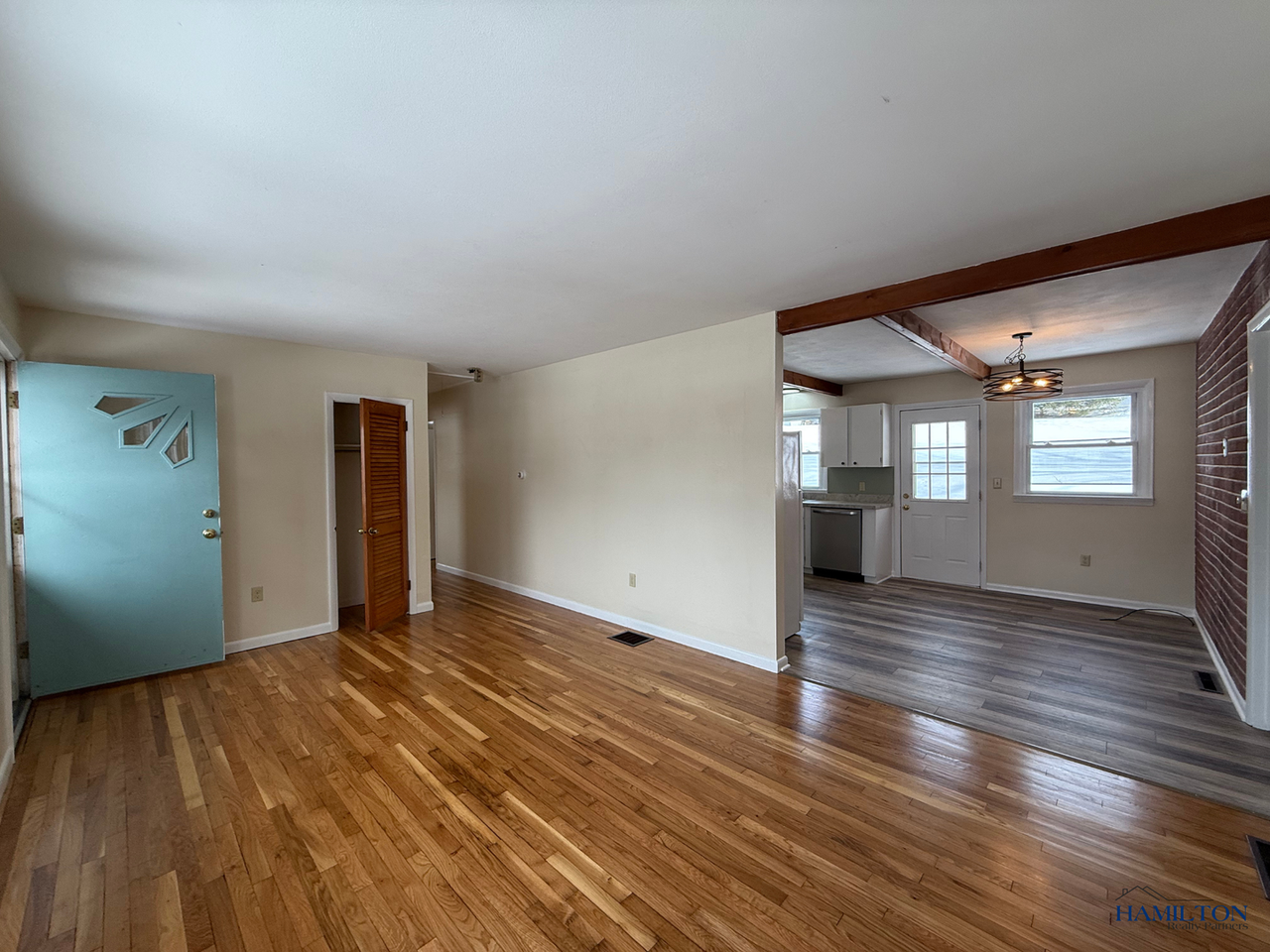 4332 E Lake Rd - Photo 3 of 28