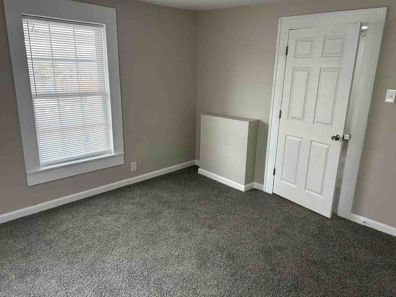 4031 Sheraton St - Photo 6 of 12