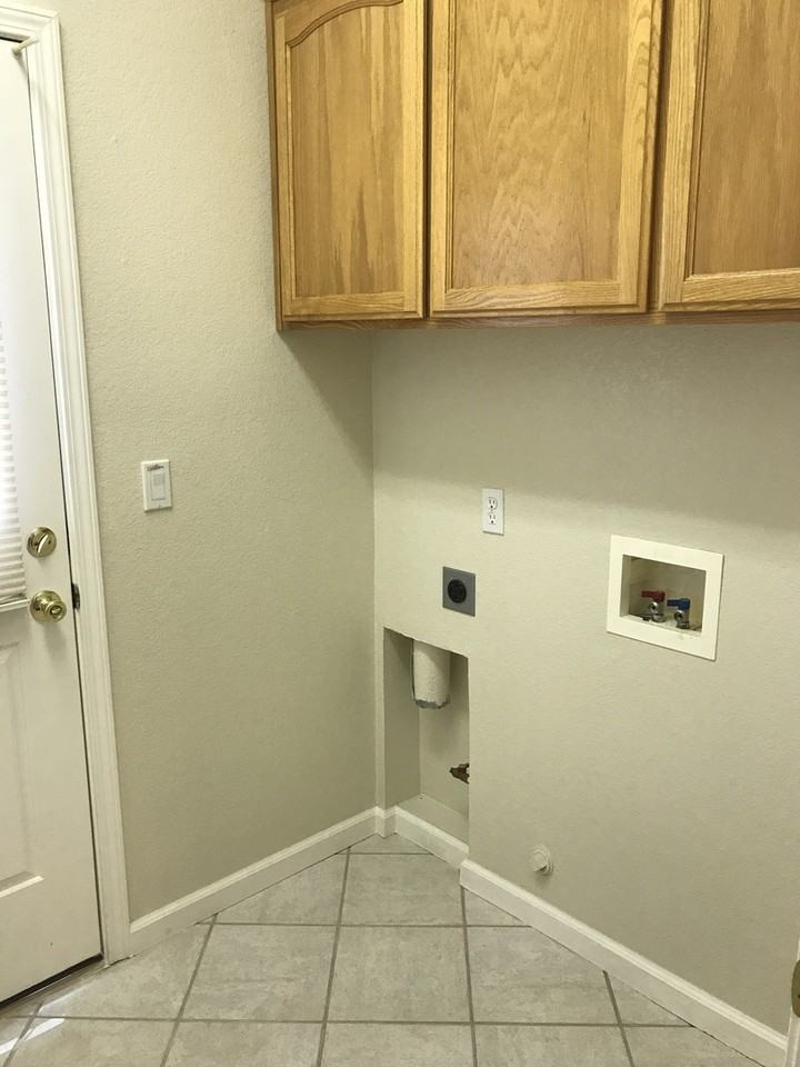 2042 Rummel Ct - Photo 7 of 15