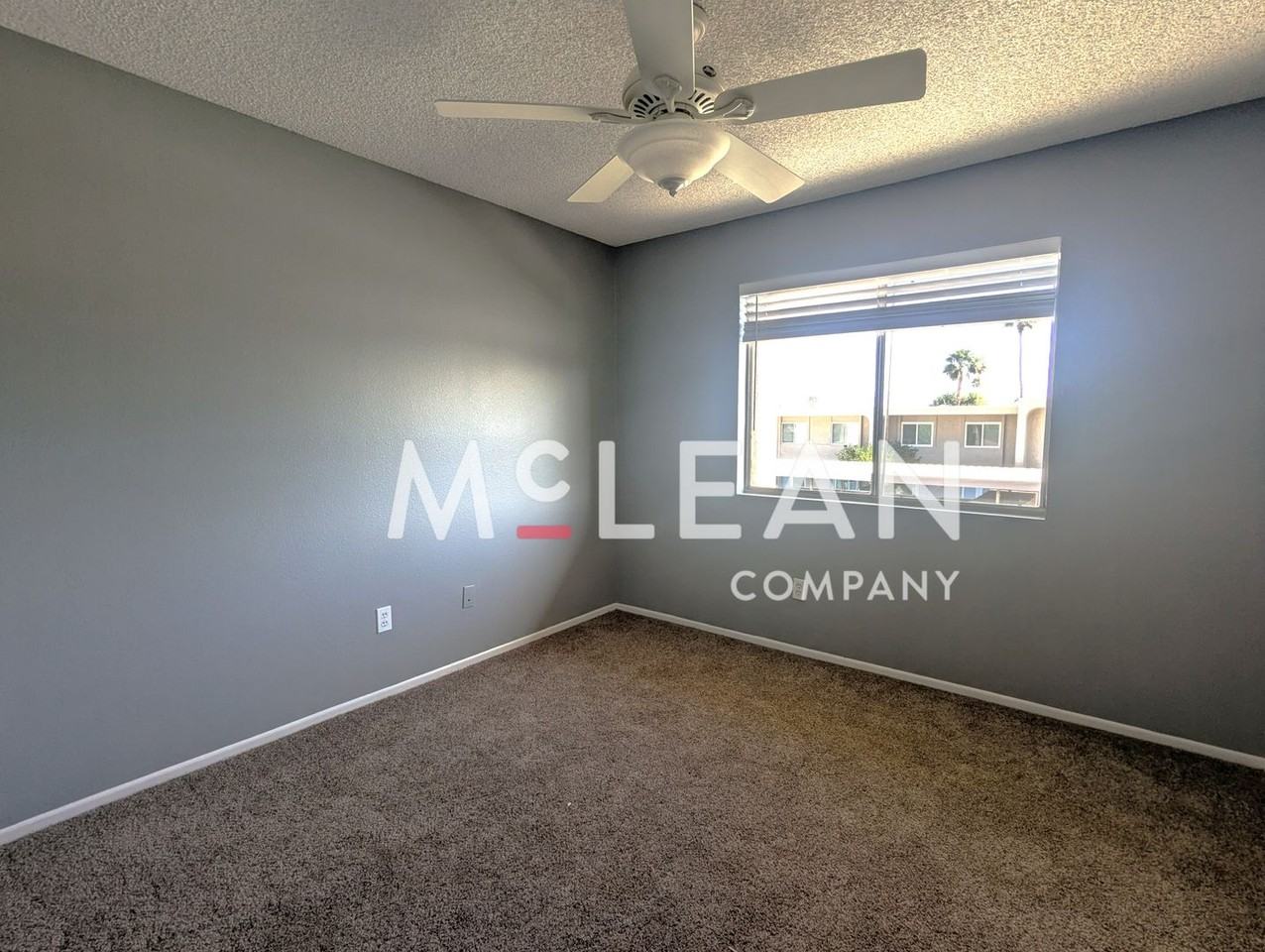 2286 N Indian Canyon Dr - Photo 6 of 11