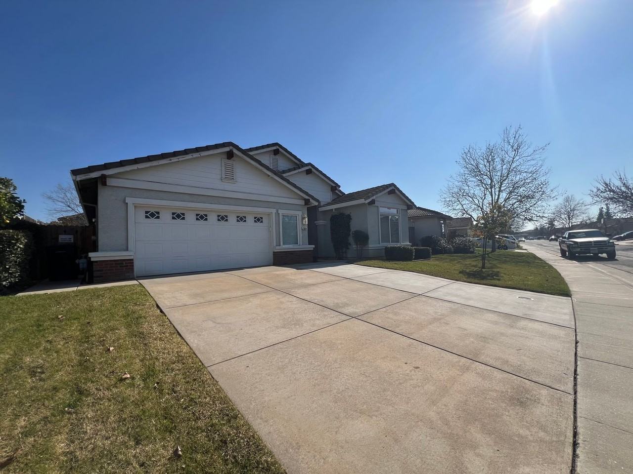 7936 Quaker Ridge Way - Photo 3 of 50