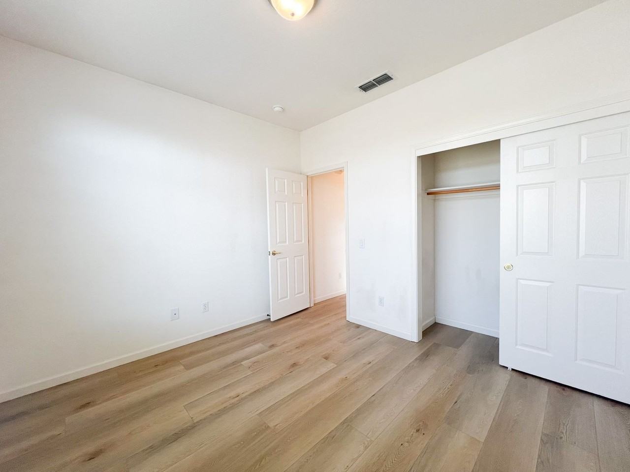 7936 Quaker Ridge Way - Photo 6 of 50