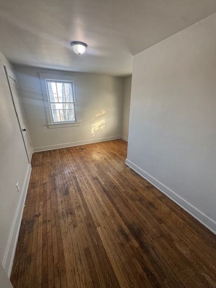 2328 N Anthony Blvd - Photo 6 of 11