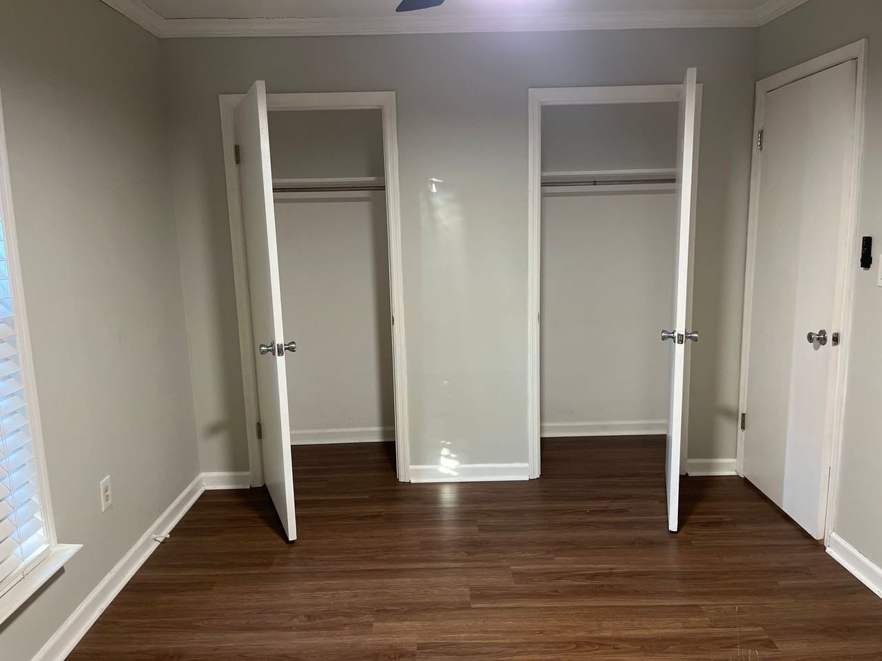 1039 Carriage Dr Apt B - Photo 7 of 11