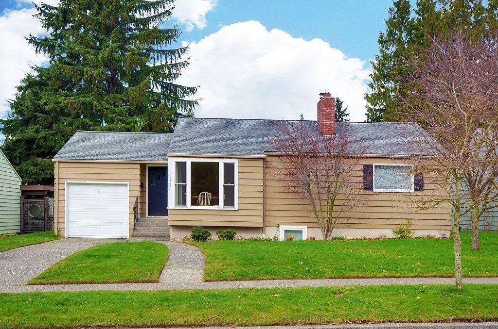 3832 Ne 85th St - Photo 7 of 11