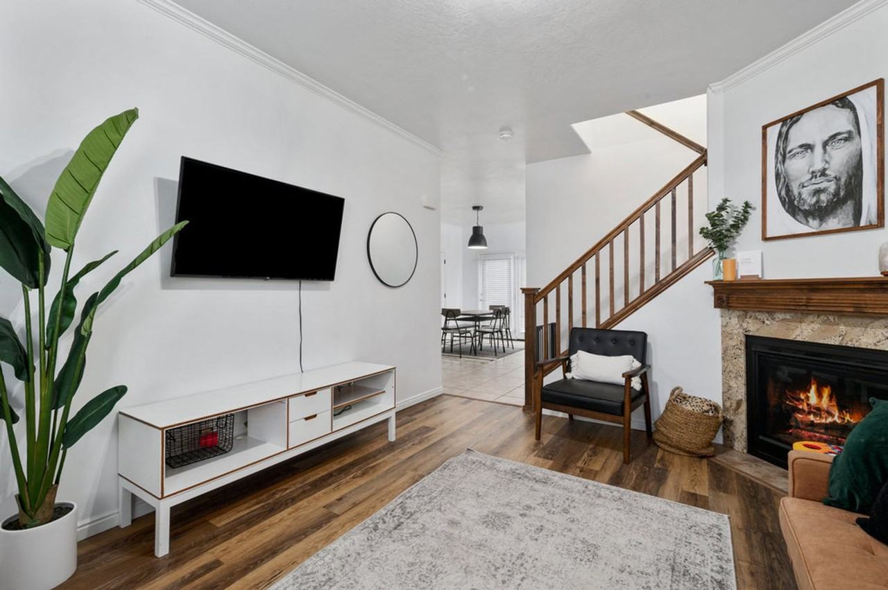 13571 S Florenza Way - Photo 3 of 15