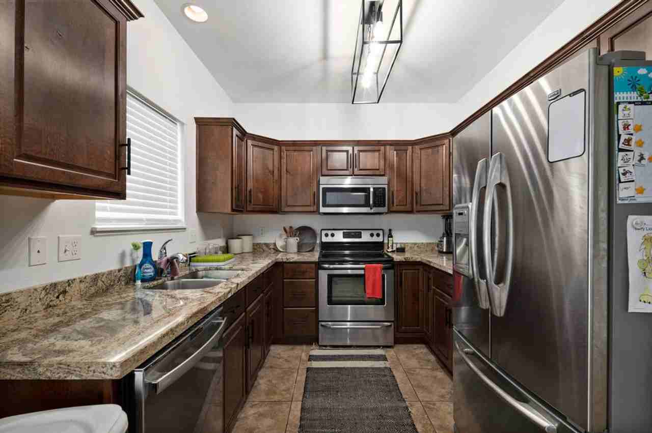 13571 S Florenza Way - Photo 5 of 15