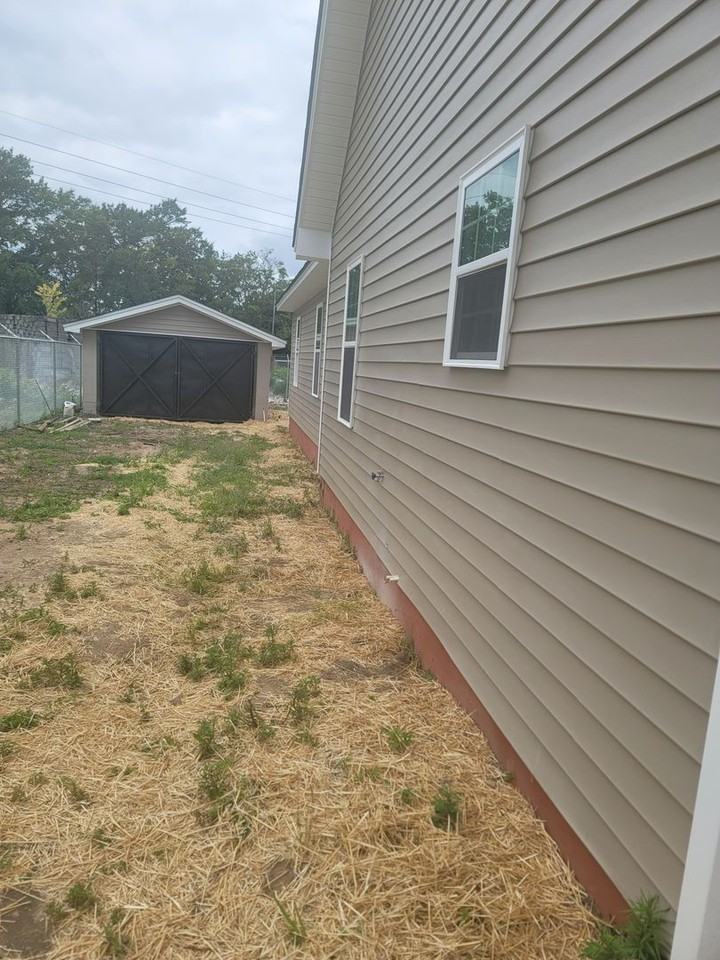 767 Maryland St - Photo 3 of 21