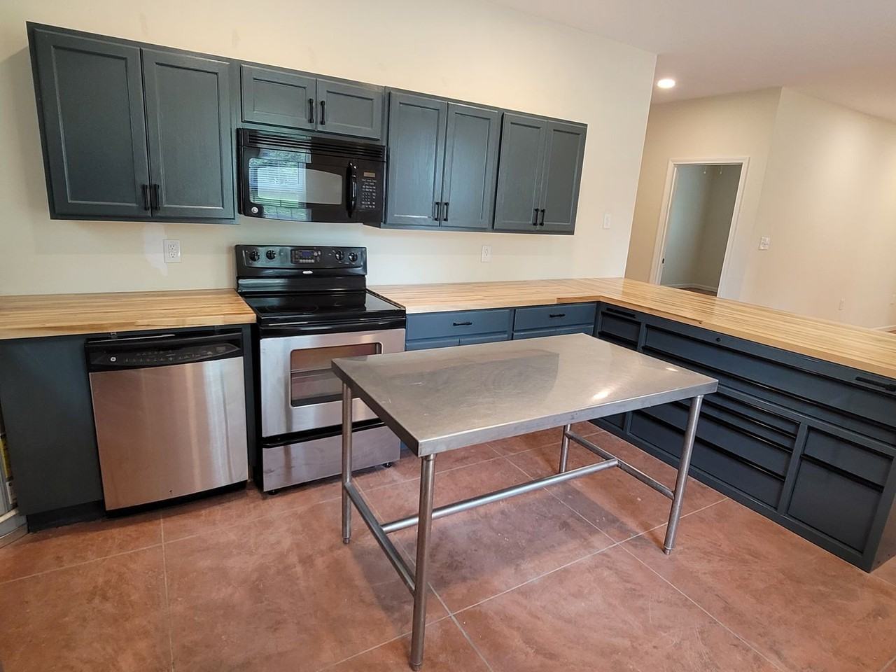 767 Maryland St - Photo 7 of 21