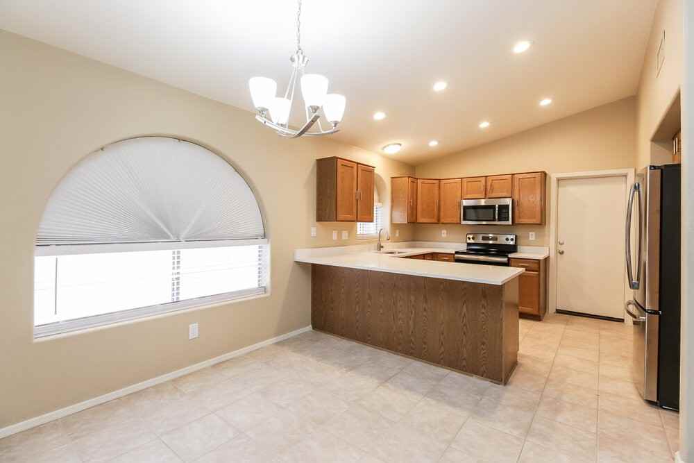 12561 W Desert Flower Rd - Photo 6 of 16