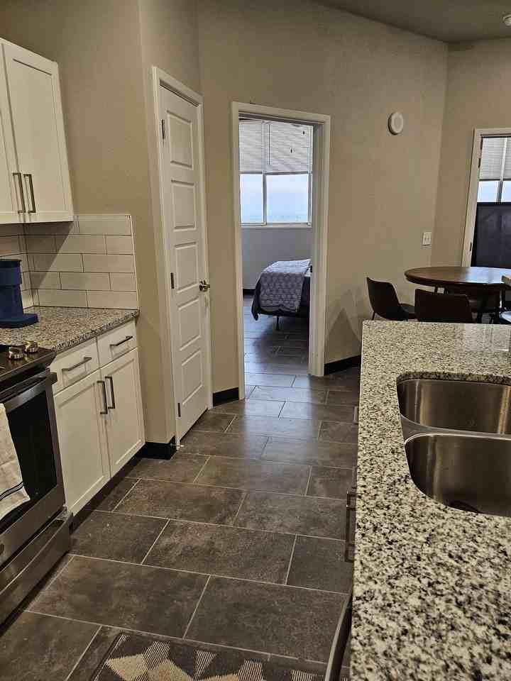 Metro Tower Condos  – Downtown Lubbock, TX - Photo 5 of 7