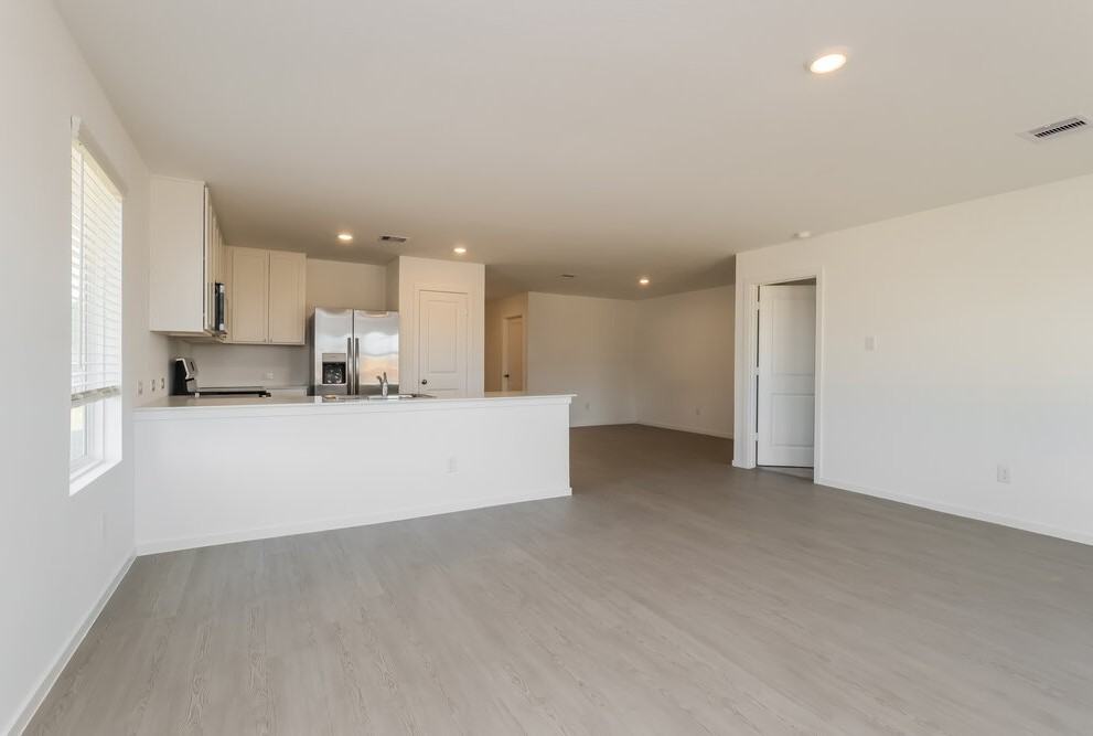 12114 Kellsway Ct - Photo 3 of 16