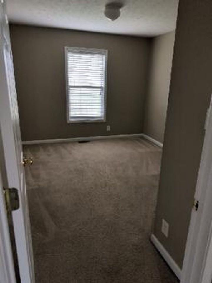 3274 N Senseney Cir - Photo 4 of 11