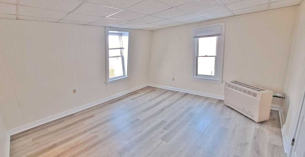 50 W Middle St - Photo 5 of 18