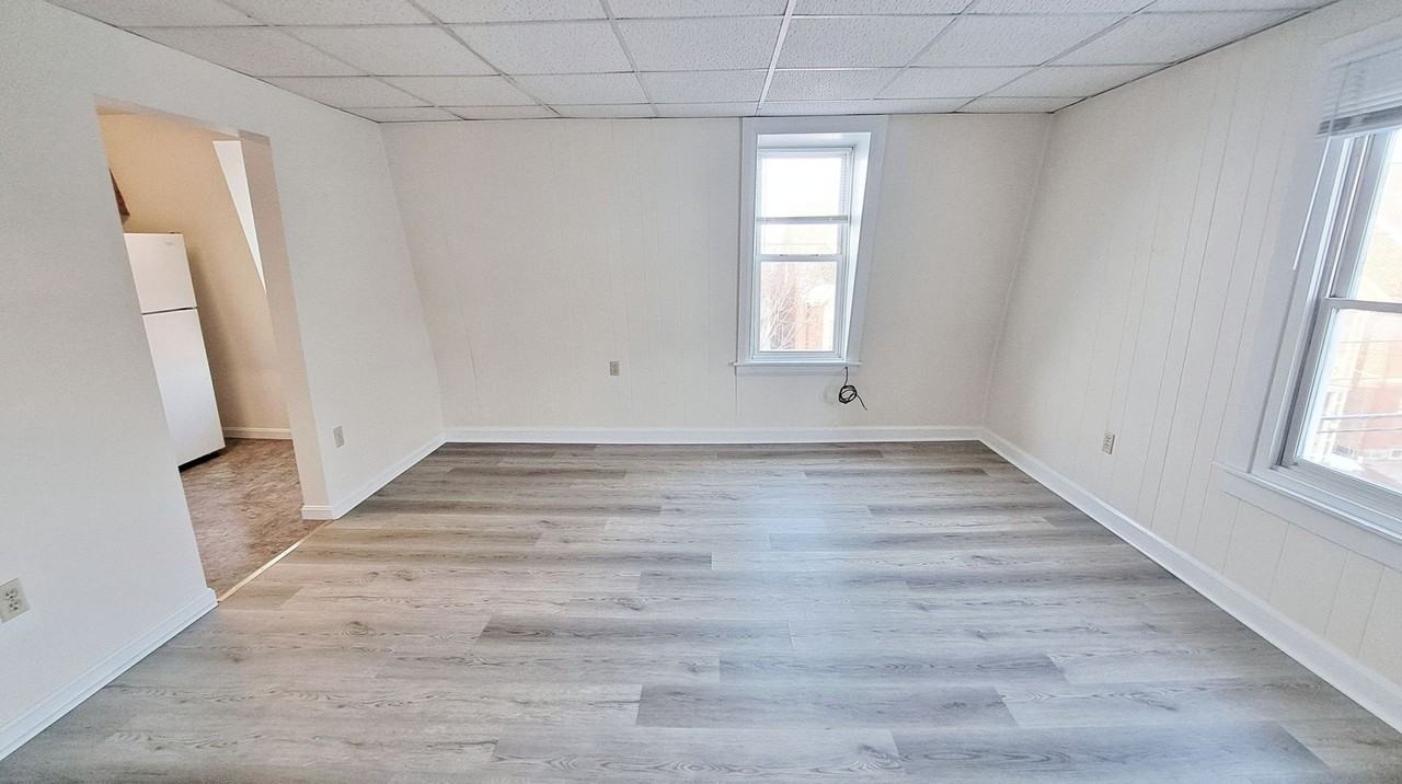 50 W Middle St - Photo 6 of 18