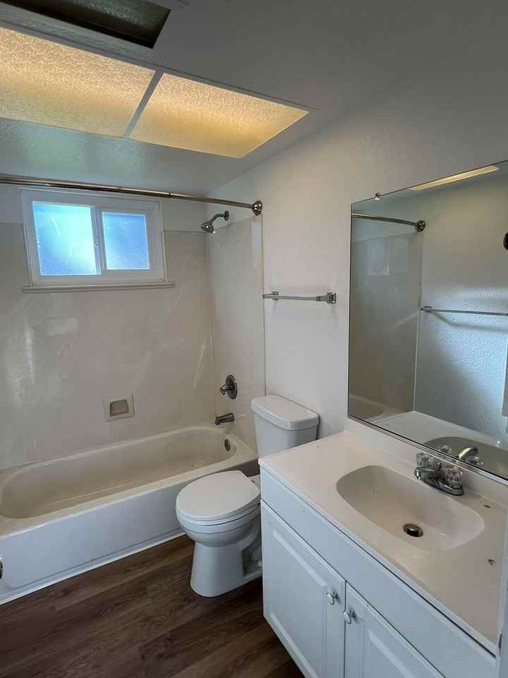 5001 Donovan Dr - Photo 7 of 12