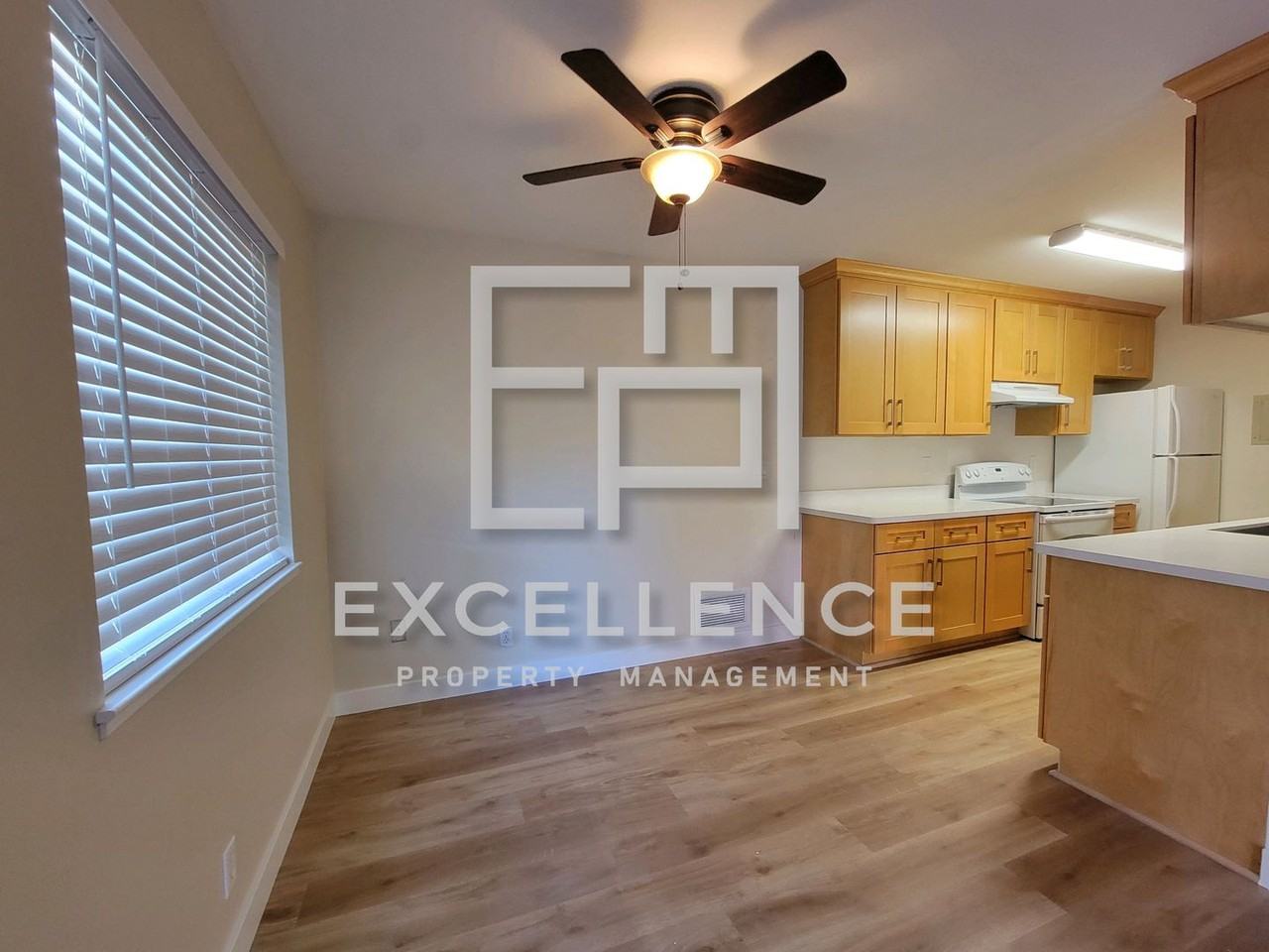 5490 Judith St - Photo 5 of 12