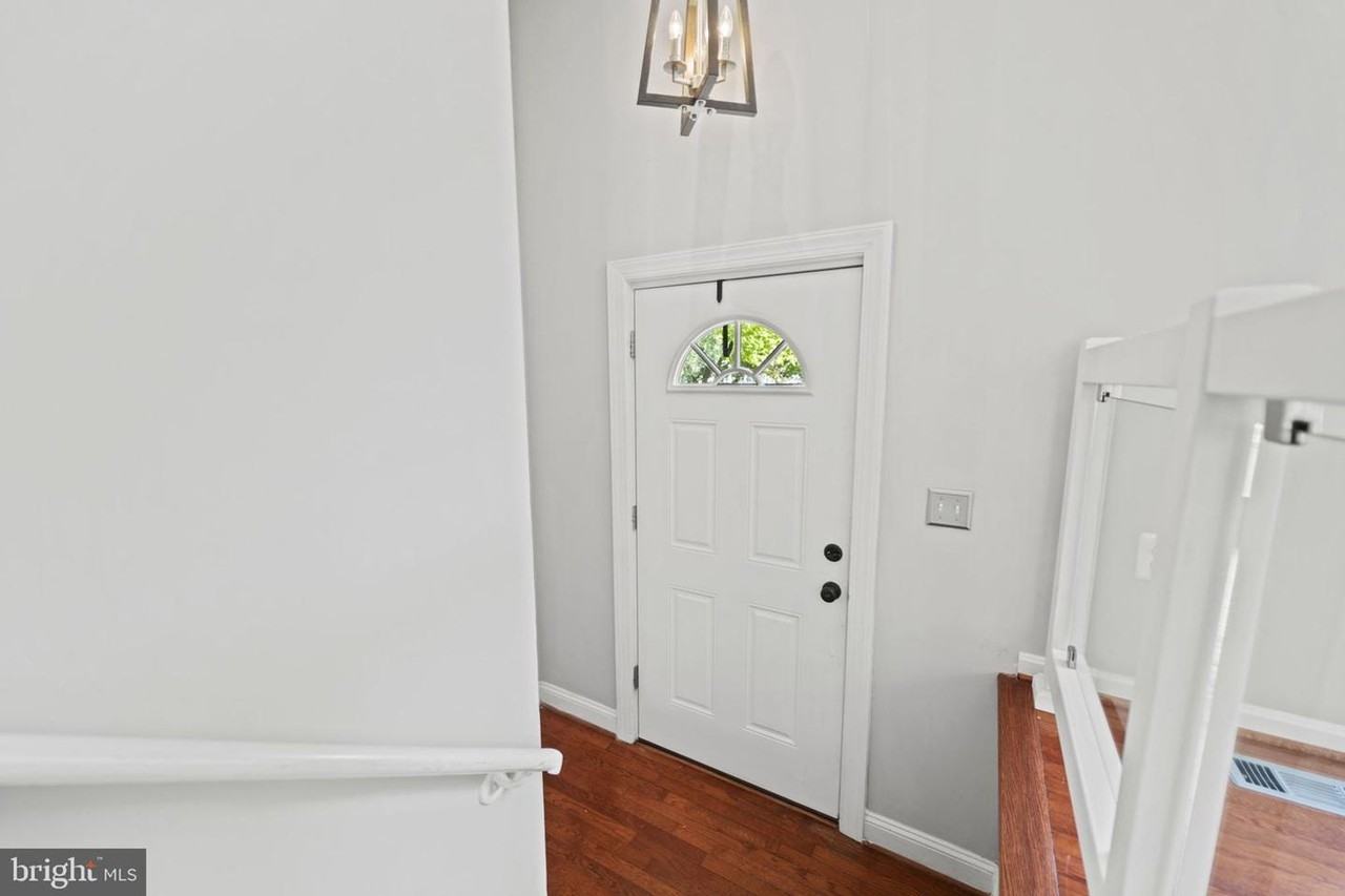 2362 Hunters Square Ct - Photo 6 of 42