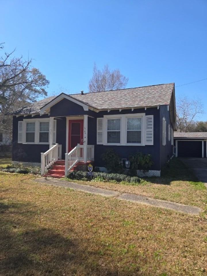 4219 Lee St - Photo 6 of 6